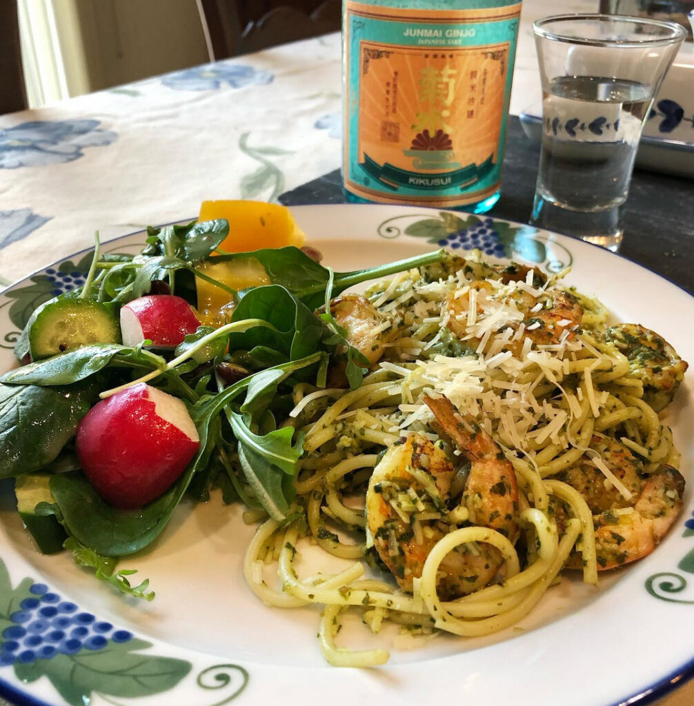 Kikusui Junmai Ginjo with Pesto Pasta with Prawns